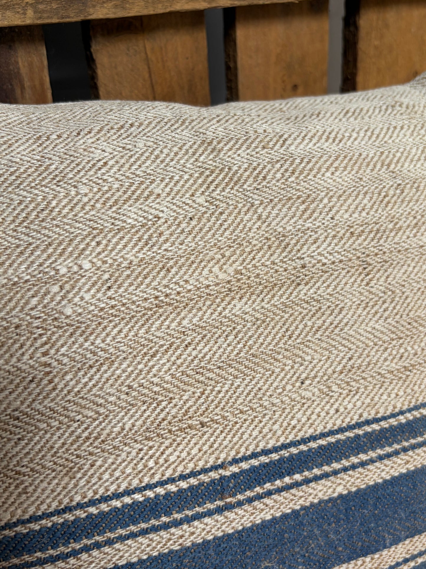 Very Vintage Kissenbezug aus altem Leinensack 60 x 40
