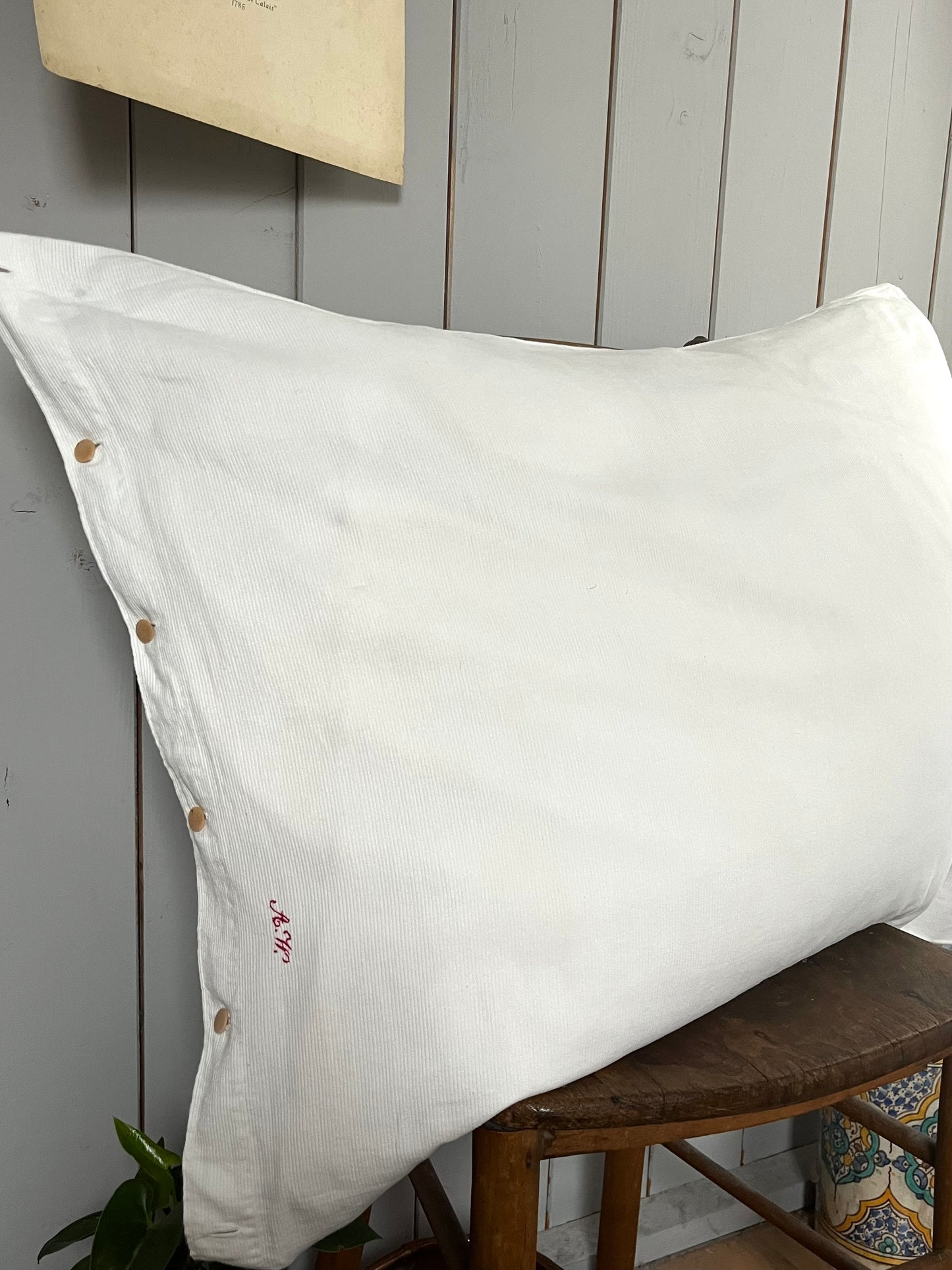 Großes Kissen Weiß mit Monogramm