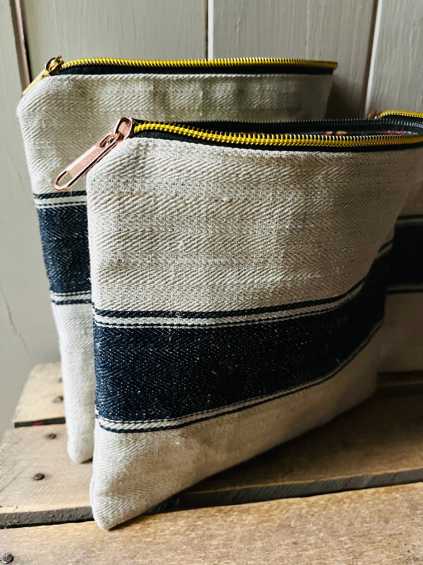 Kosmetiktasche aus altem Leinen gestreift kleiner Shopper