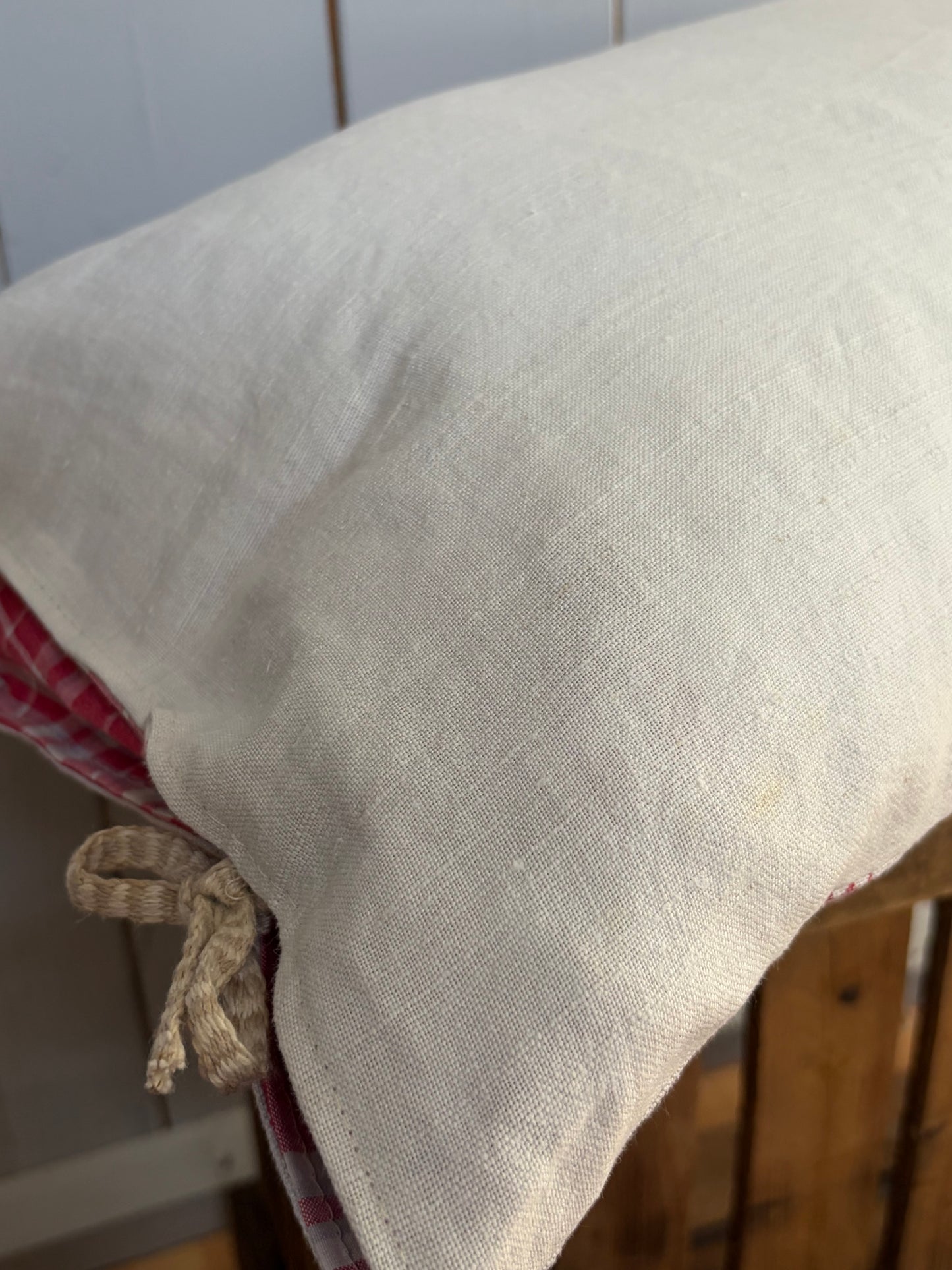 Großer Kissenbezug Leinen rot gestreift mit Hotelverschluss 60 x 40