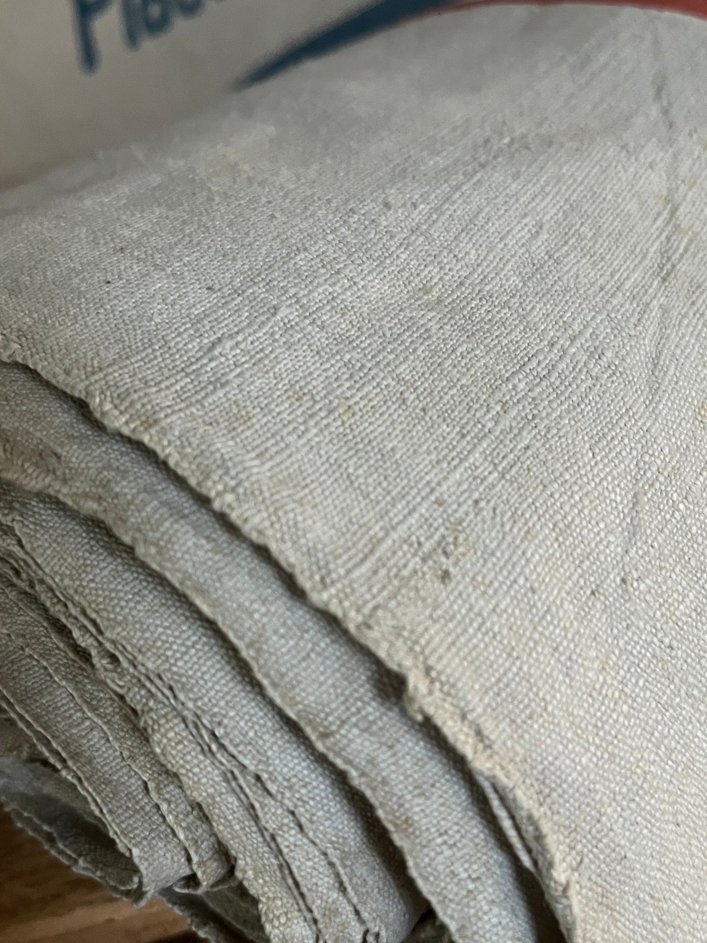 Original verschnürt: 8 Meter schweres Leinen 1940er Jahre - 2,4 Kilo