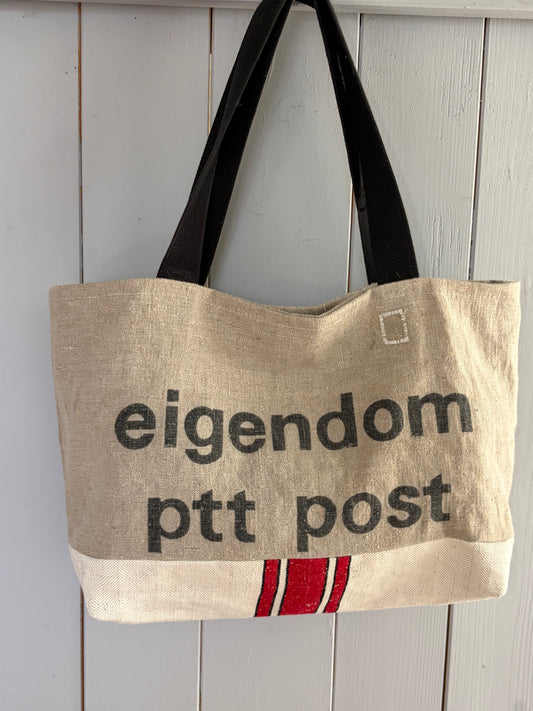 Dutch Bag: Tasche aus kräftigem altem Postsack aus den Niederlanden