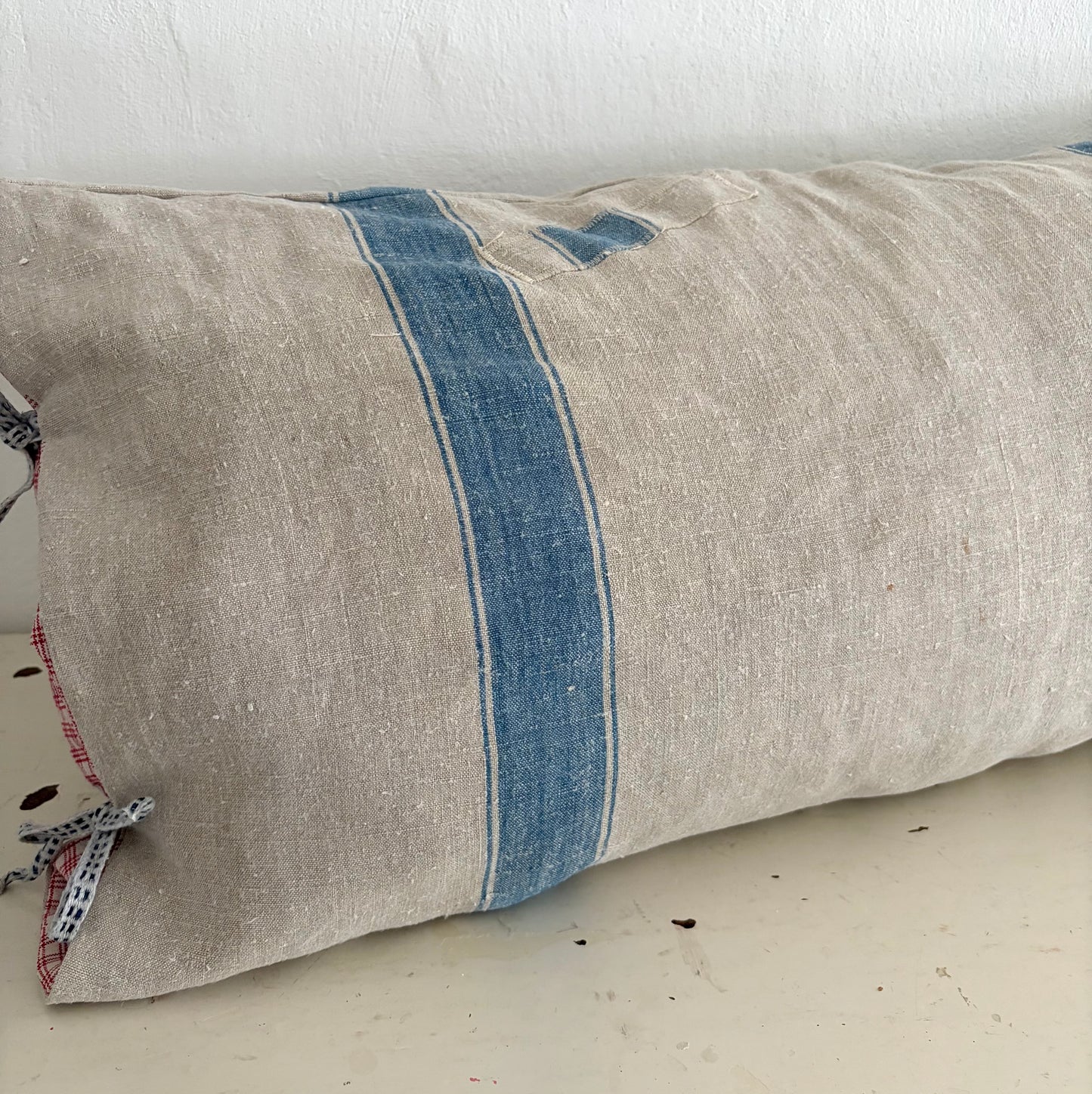 XL Vintage Kissenbezug aus altem Leinensack mit original Aufschrift 70 x 40