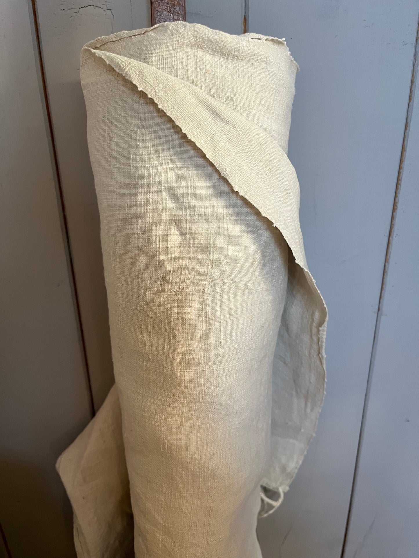 1906 gewebt: 7,1 Meter herrliches, sattes Bauernleinen