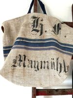 Charger l&#39;image dans la galerie, Big: große Leinentasche Shopper aus sehr altem Leinensack mit Streifen und Aufschrift
