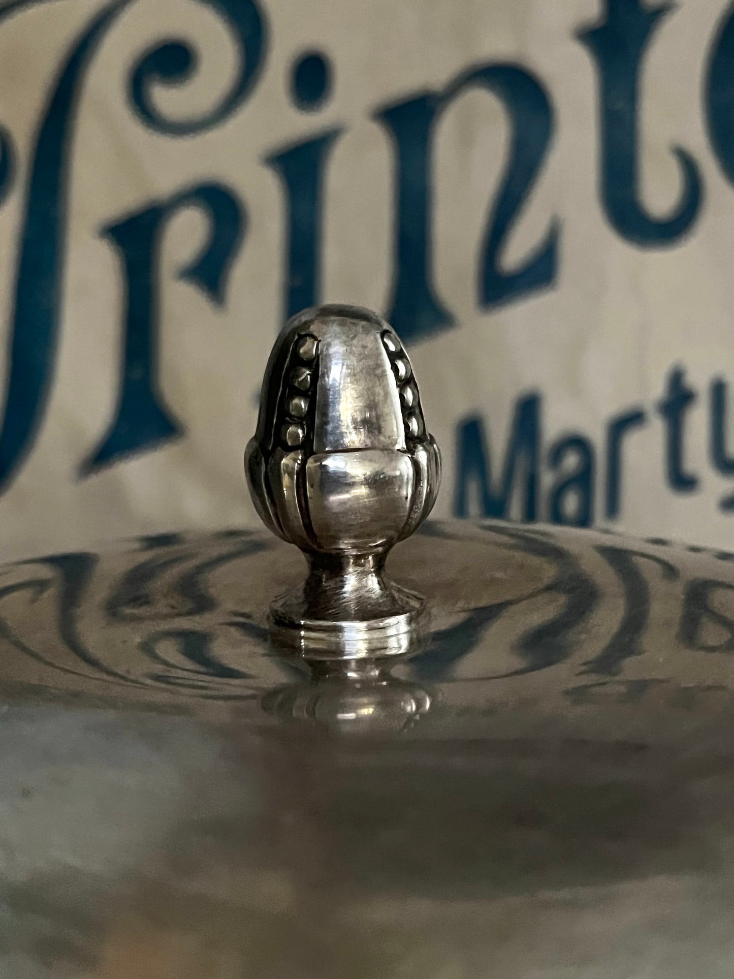 Alte ehrwürdige Terrine, Hotelsilber mit Deckel - 1,4 Kilo