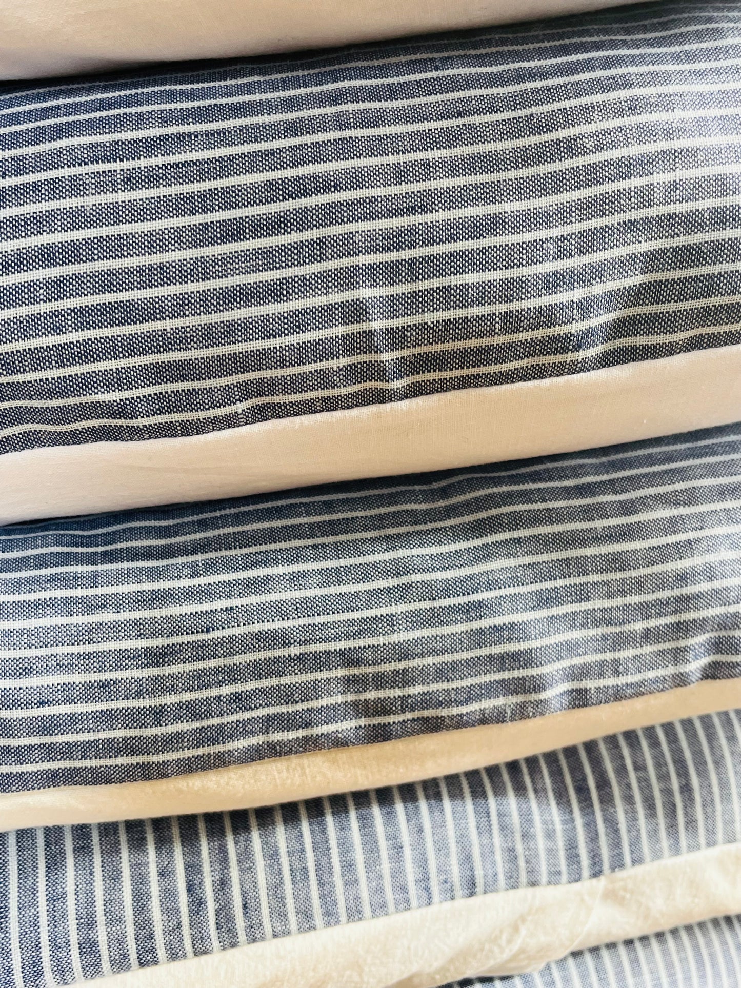 Großer Kissenbezug Leinen mit blau/weißen Streifen 80 x 40