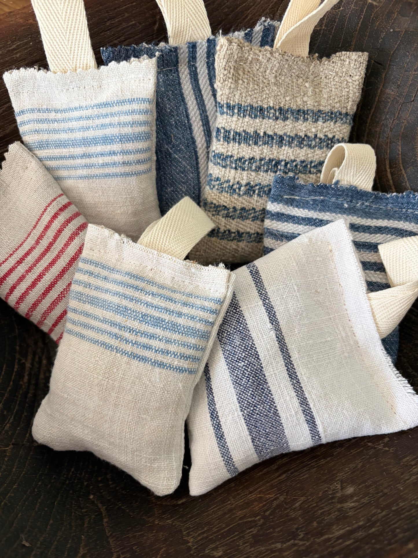 Großes Paket: 7 Duftkissen in vintage Leinen