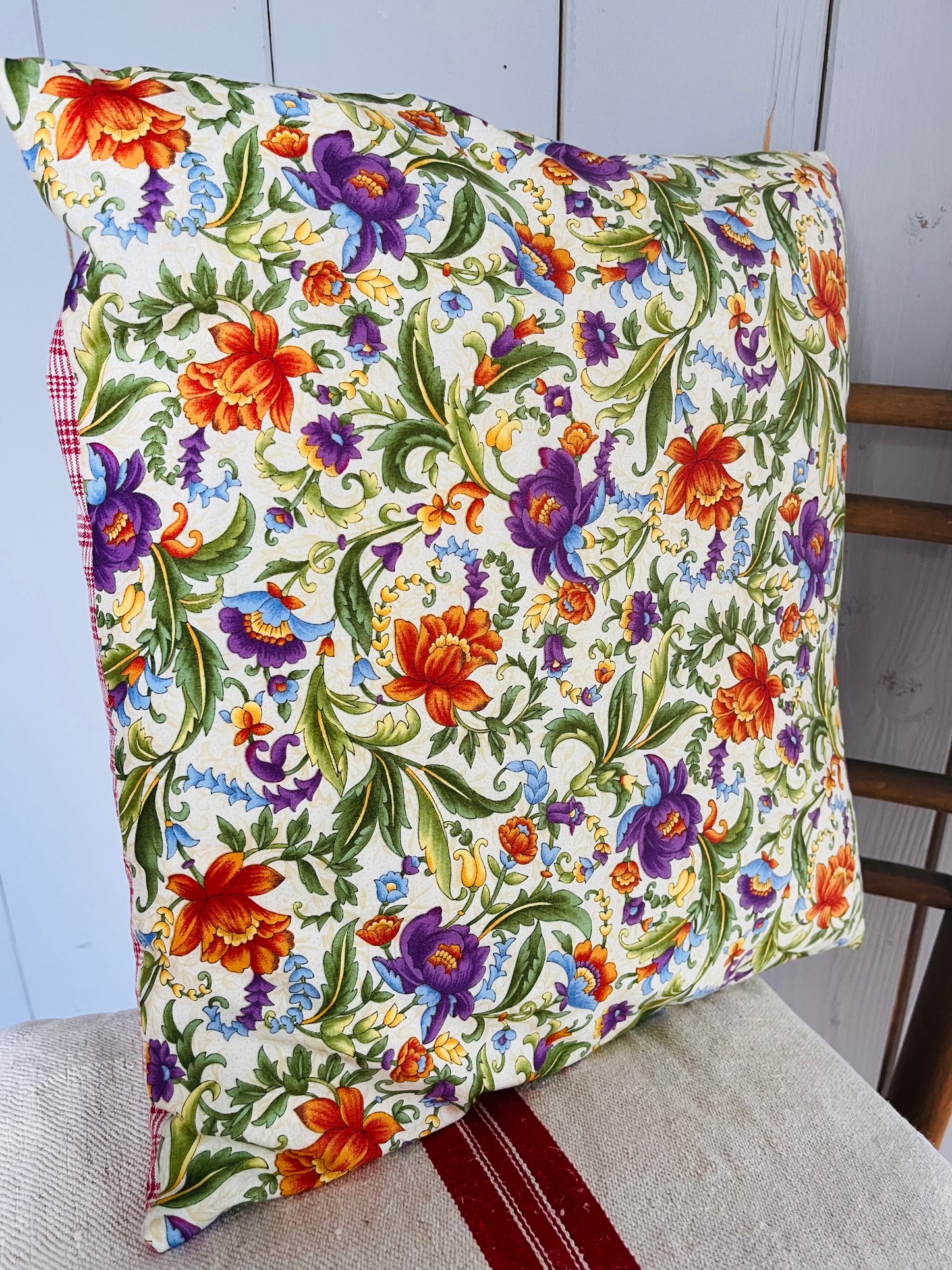 English Flowers: Vintage Kissen aus altem Stoff und Leinen 40 x 40