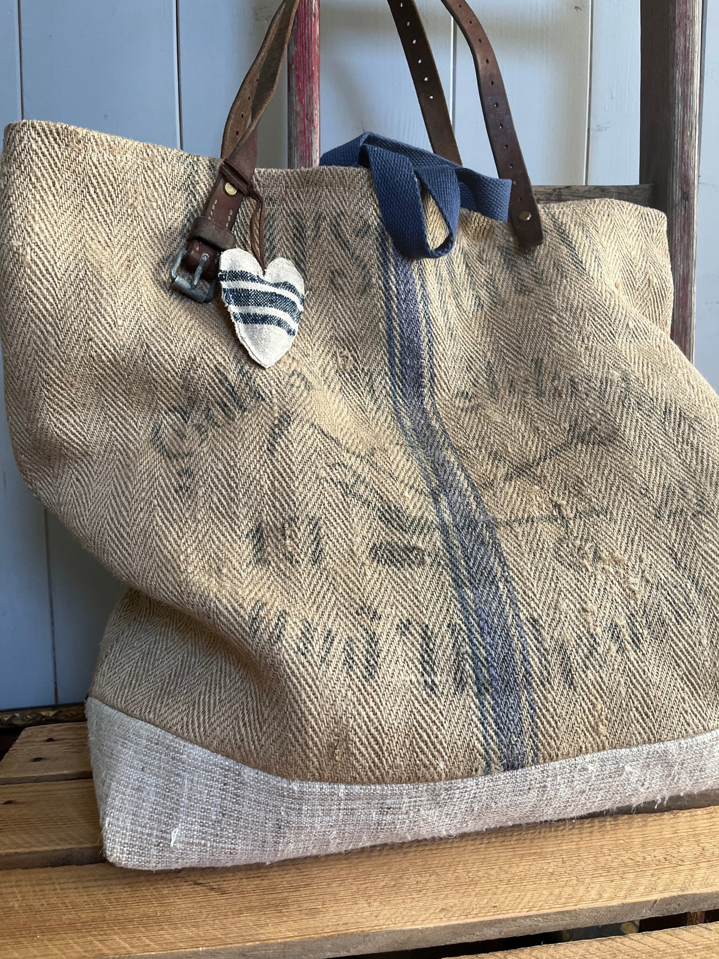 Very Vintage: XL Tasche Shopper mit Streifen und Aufschrift