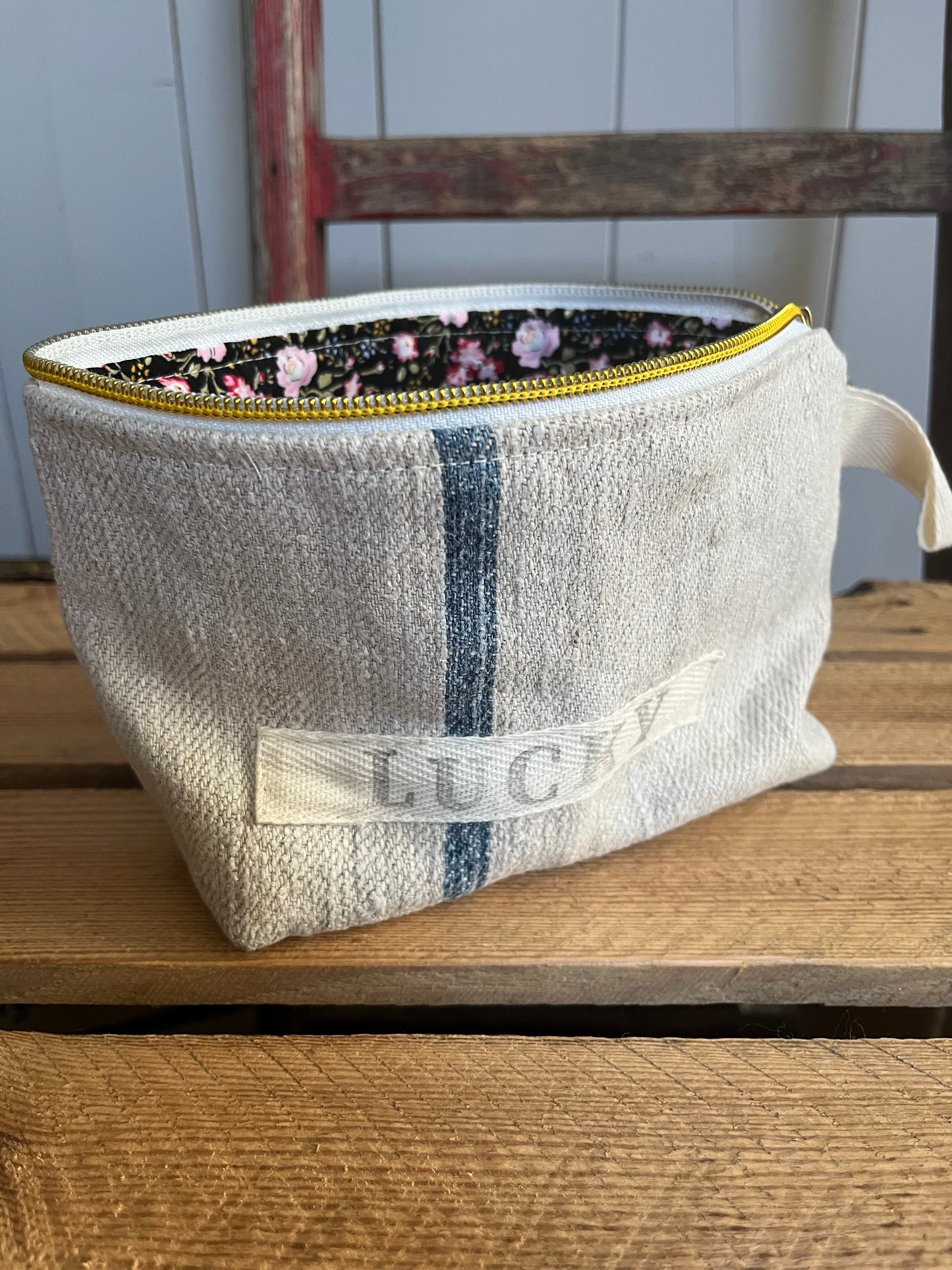 Kosmetiktasche aus altem Leinen - kleiner Shopper