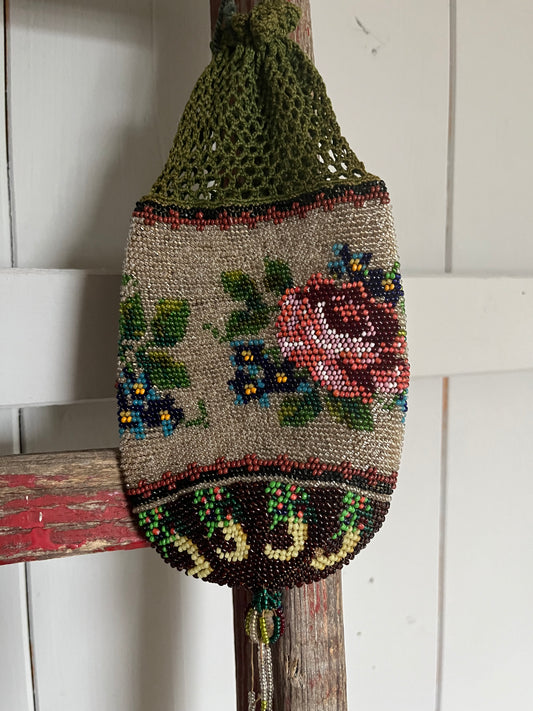 Rarität: Glasperlen Tasche aus dem  Biedermeier wunderbar erhalten