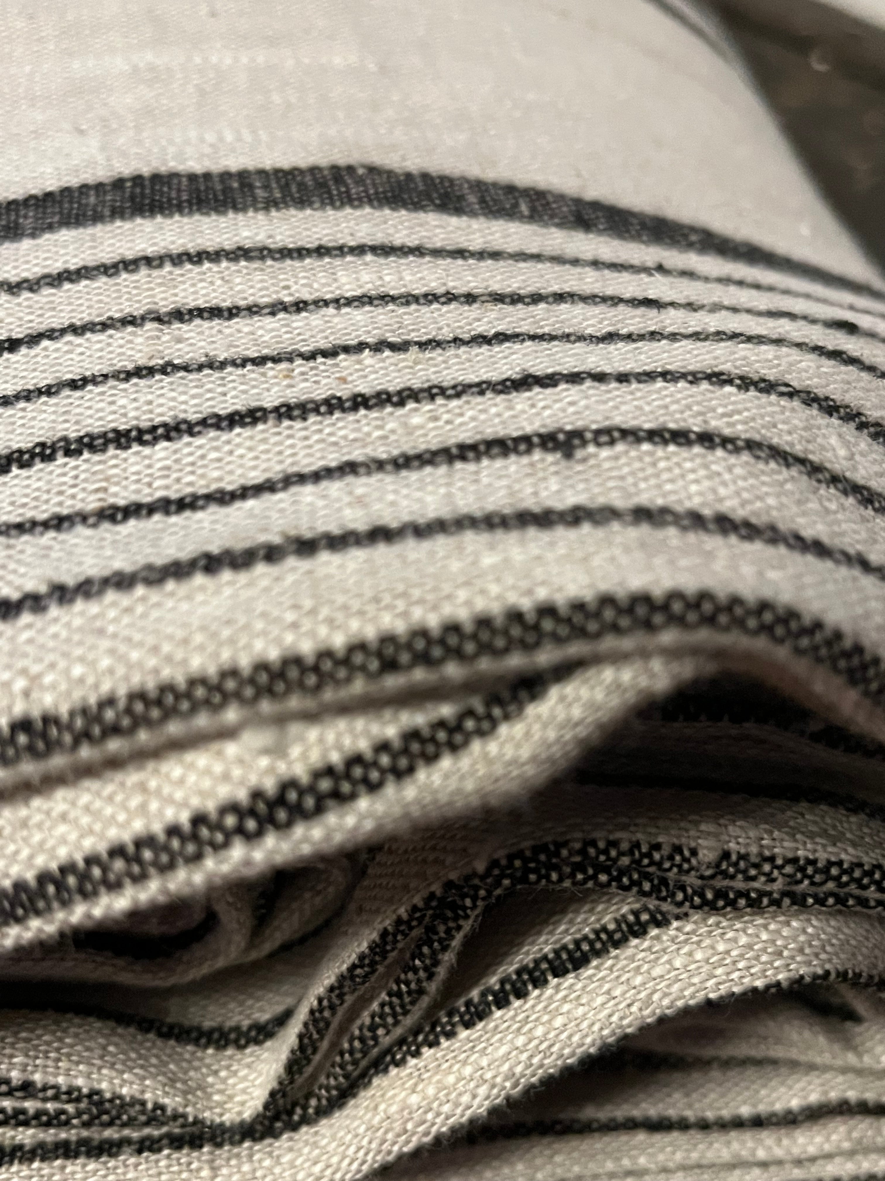 Black Stripes - extra breites washed Leinen