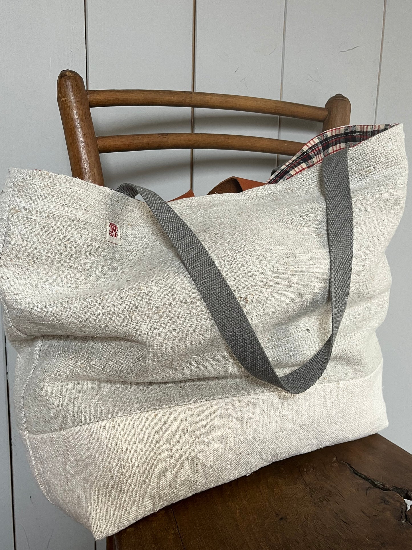 Very Vintage: Große Tasche Shopper mit Aufschrift aus Kornsack