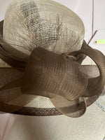Load image into Gallery viewer, Chapeau - Designer Hut aus Belgien Marianne Baert
