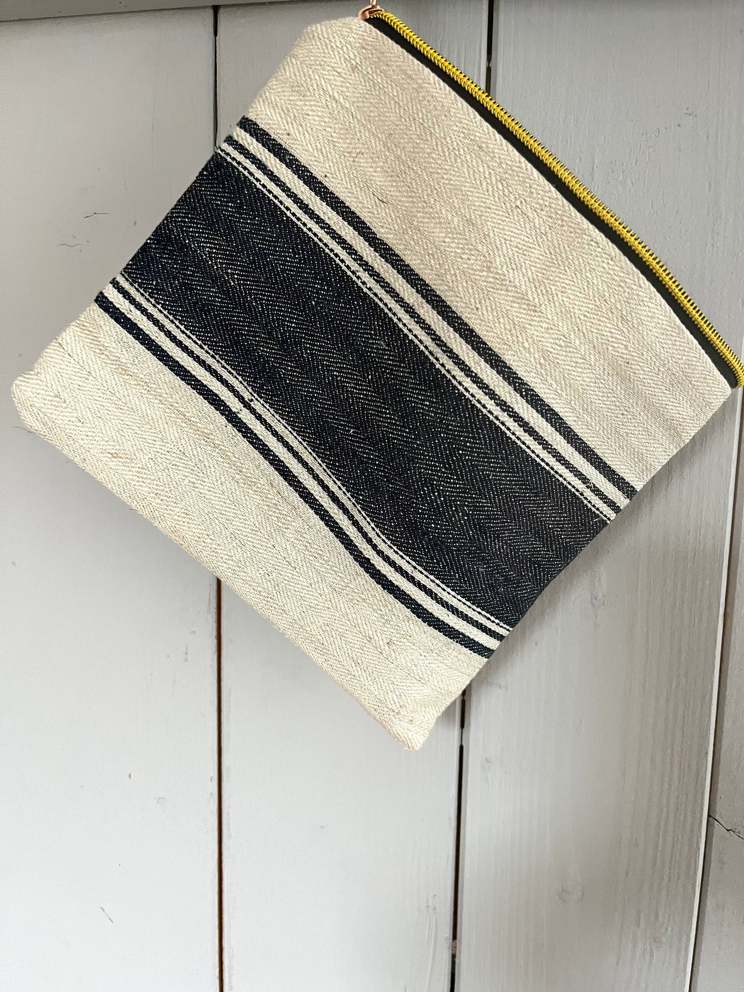 Kosmetiktasche aus altem Leinen gestreift kleiner Shopper