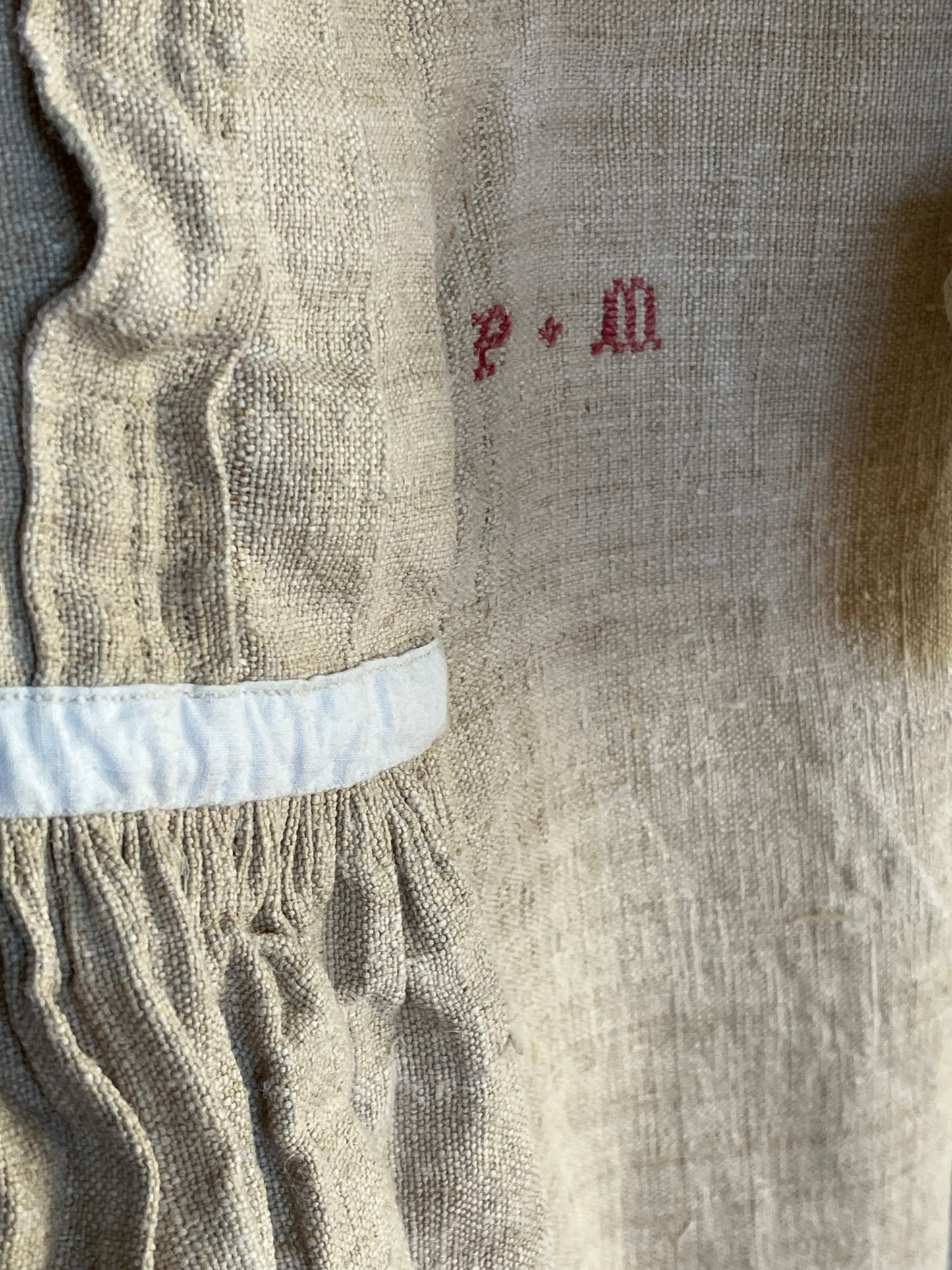 Schweres altes französisches Hemd Tunika aus Hanfstoff