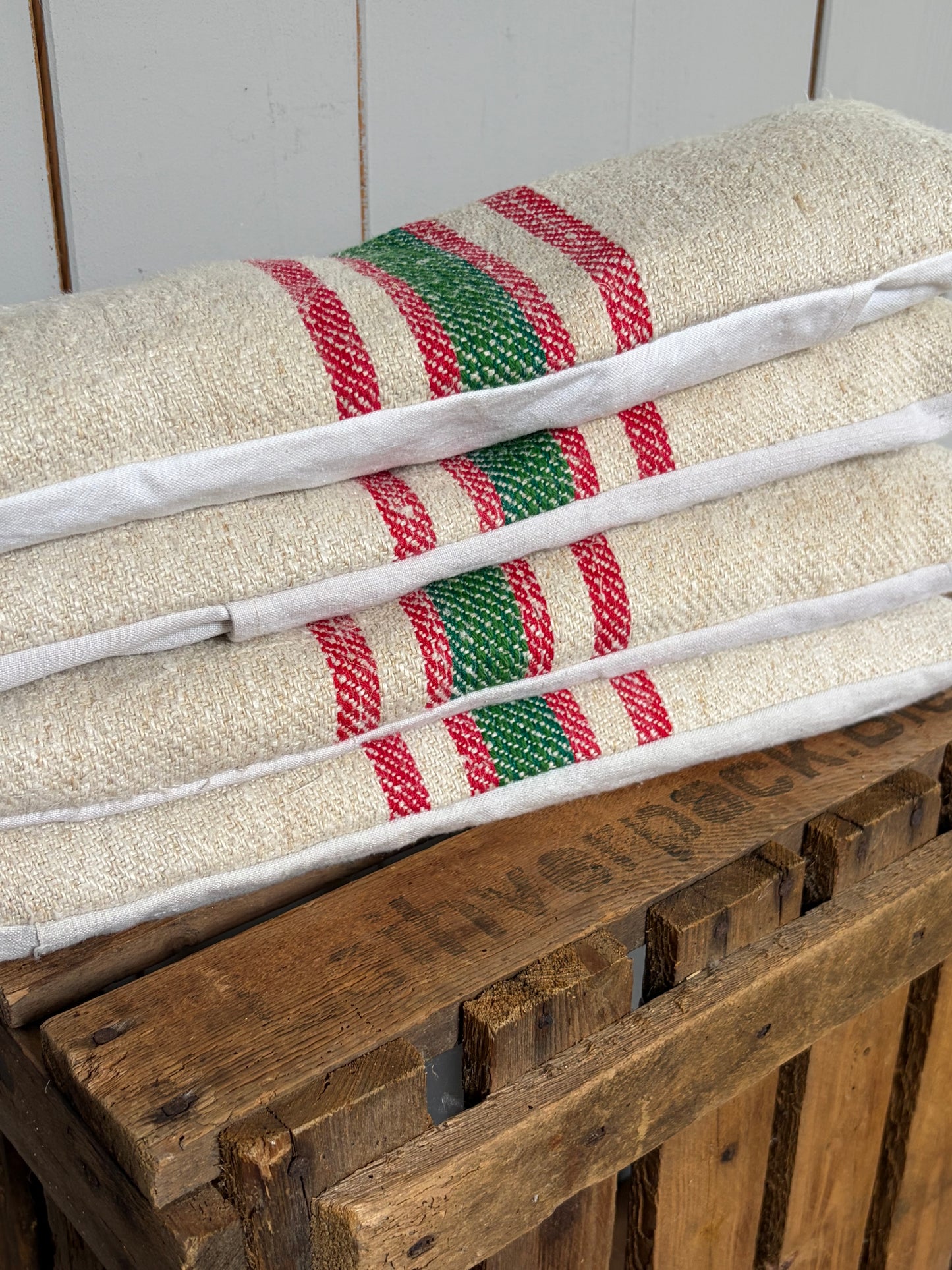 Kleines Dinkelkissen für den Nacken: Vintage Kissen aus altem Leinensack ca. 40 x 15