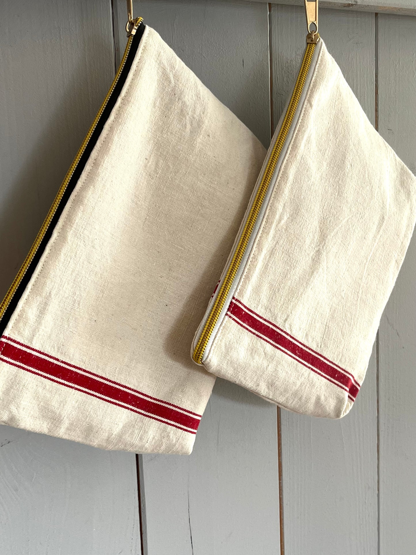 Kosmetiktasche mit rotem Streifen kleiner Shopper