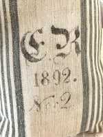 Charger l&#39;image dans la galerie, 1892: großes Kissen aus kräftigem Leinensack
