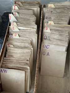 Große Sammlung vintage Kupferschablonen Monogramme Alphabet