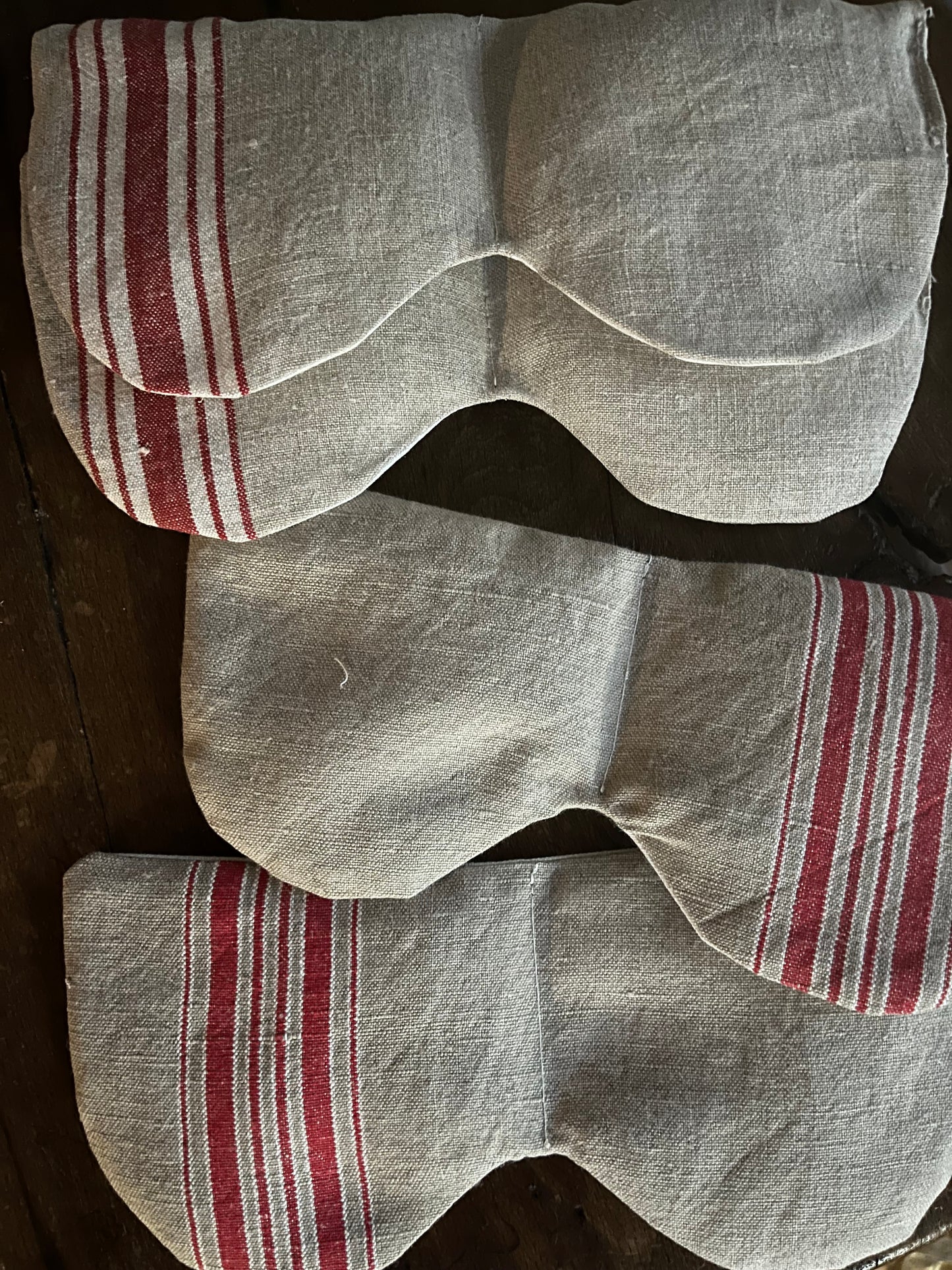 Kühlende Augenmaske bei Migräne oder müden Augen