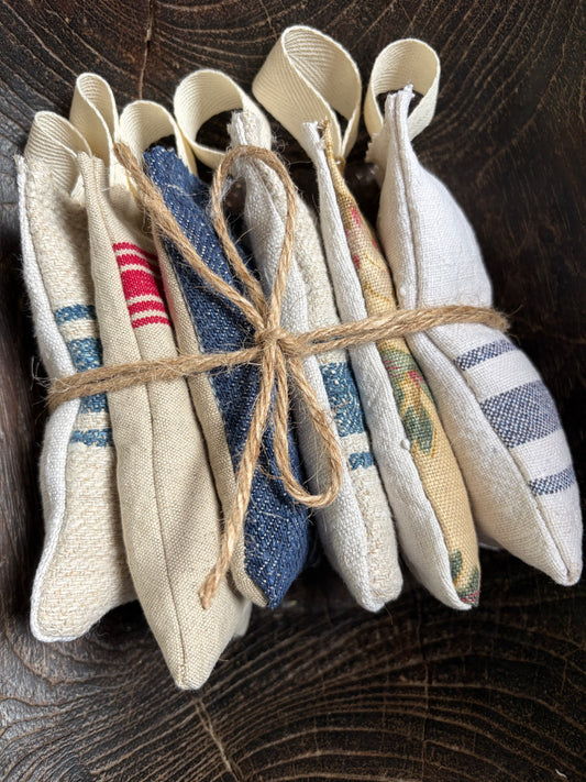 Großes Paket: 6 Duftkissen in vintage Leinen