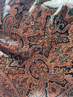 Laden Sie das Bild in den Galerie-Viewer, Decke aus dem Jugendstil Paisley Plaid
